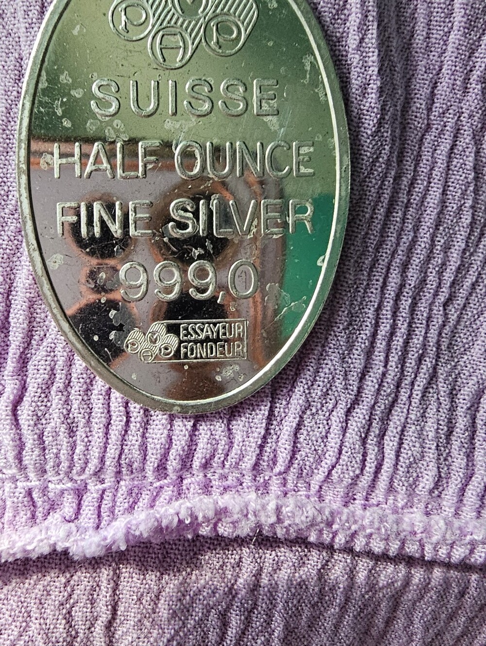 PAMP Suisse 1/2 oz .999 fine silver Lady Fortuna cameo bar pendant, of 1/2 oz - Picture 5 of 8